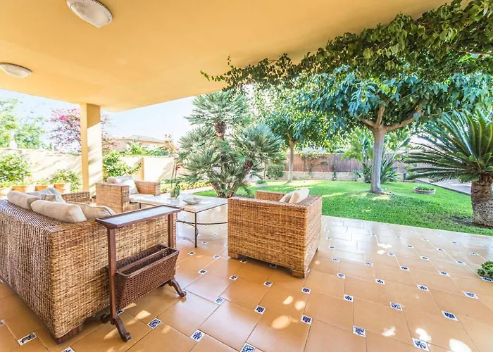 Villa junto al mar con piscina