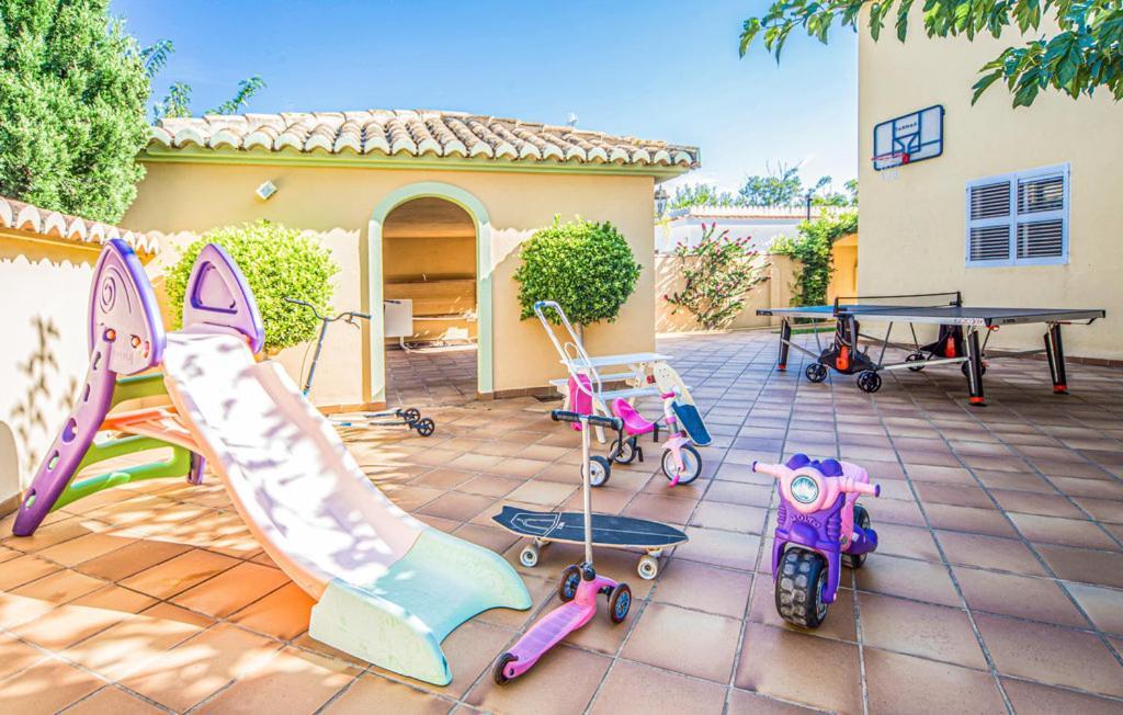 Villa Junto Al Mar Con Piscina